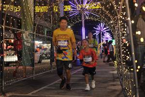 BIB: 3762, 373, 3055
                            <button type="button" onclick="openModal(26274580)" class="btn btn-primary btn-sm float-right btn-popup" data-toggle="modal" data-target=".modal-high-quality">
                        <i class="fas fa-shopping-cart"></i> Add to Cart
                    </button>
                                            <button type="button" onclick="isThisMe(26274580, true)" class="btn btn-success btn-sm float-right btn-popup btn-isme hidden" data-toggle="tooltip" data-placement="bottom" title="นี่คือรูปของคุณใช่ไหม คลิกที่นี่เพื่อเอาเข้าอัลบั้ม">
                        <i class="fas fa-plus"></i> Add to album
                    </button>
                    <button type="button" onclick="isThisMe(26274580, false)" class="btn btn-warning btn-sm float-right btn-popup btn-isnotme hidden">
                        <i class="fas fa-ban"></i> Remove from album
                    </button>